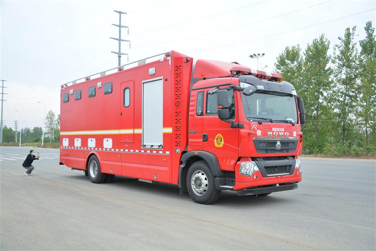 廁所車(chē)JDF5180XCSZ608.jpg